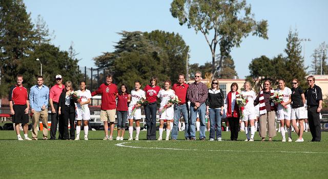 Stanford-Cal Womens soccer-005.JPG - 2009 NCAA Women's Soccer, Cal at Stanford.